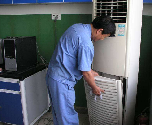 家用柜机空调维修案例